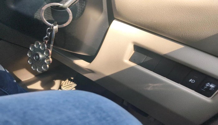 2018 Maruti Dzire VXI, Petrol, Manual, 93,828 km, interior