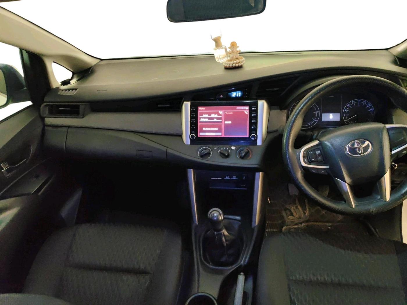 2022 Toyota Innova Crysta 2.4 GX 7 STR, Diesel, Manual, 24,653 km, interior