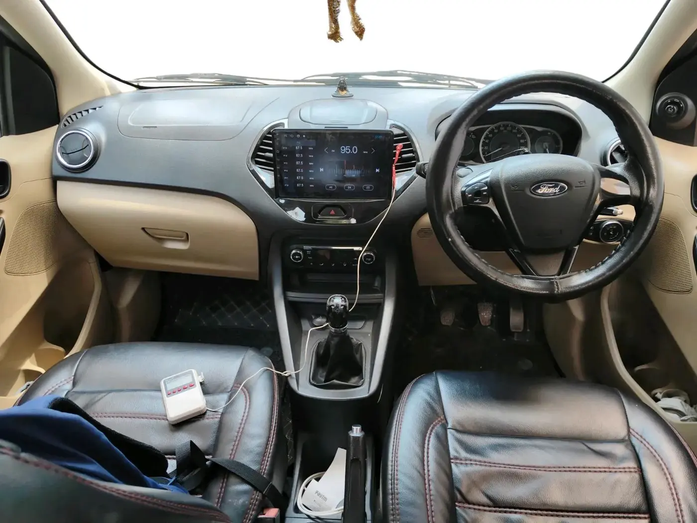 2015 Ford Figo Aspire TITANIUM1.5 DIESEL, Diesel, Manual, 1,28,636 km, interior