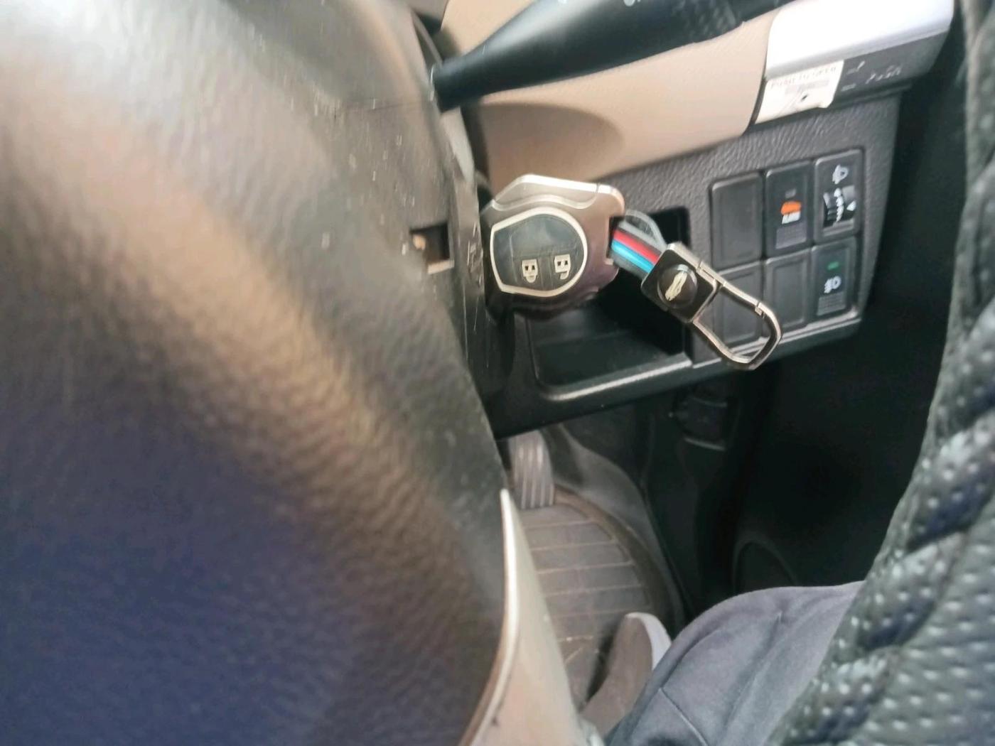 2014 Maruti Wagon R 1.0 VXI, Petrol, Manual, 48,801 km, interior