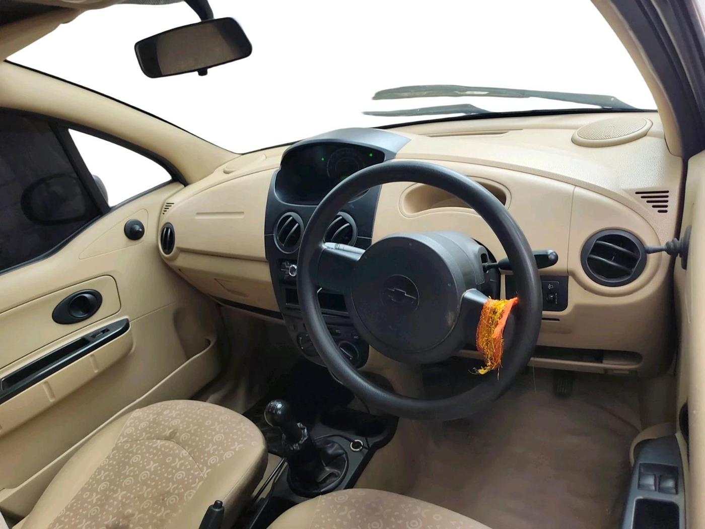 2011 Chevrolet Spark LS 1.0, Petrol, Manual, 87,097 km, interior