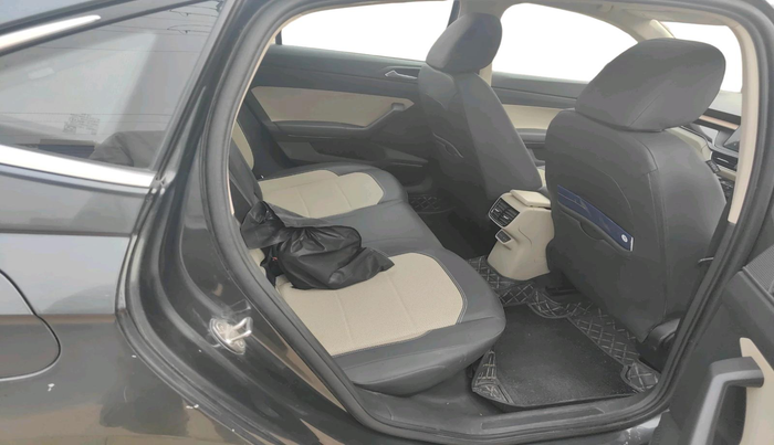 2022 Skoda SLAVIA STYLE 1.0L TSI AT, Petrol, Automatic, 41,892 km, interior