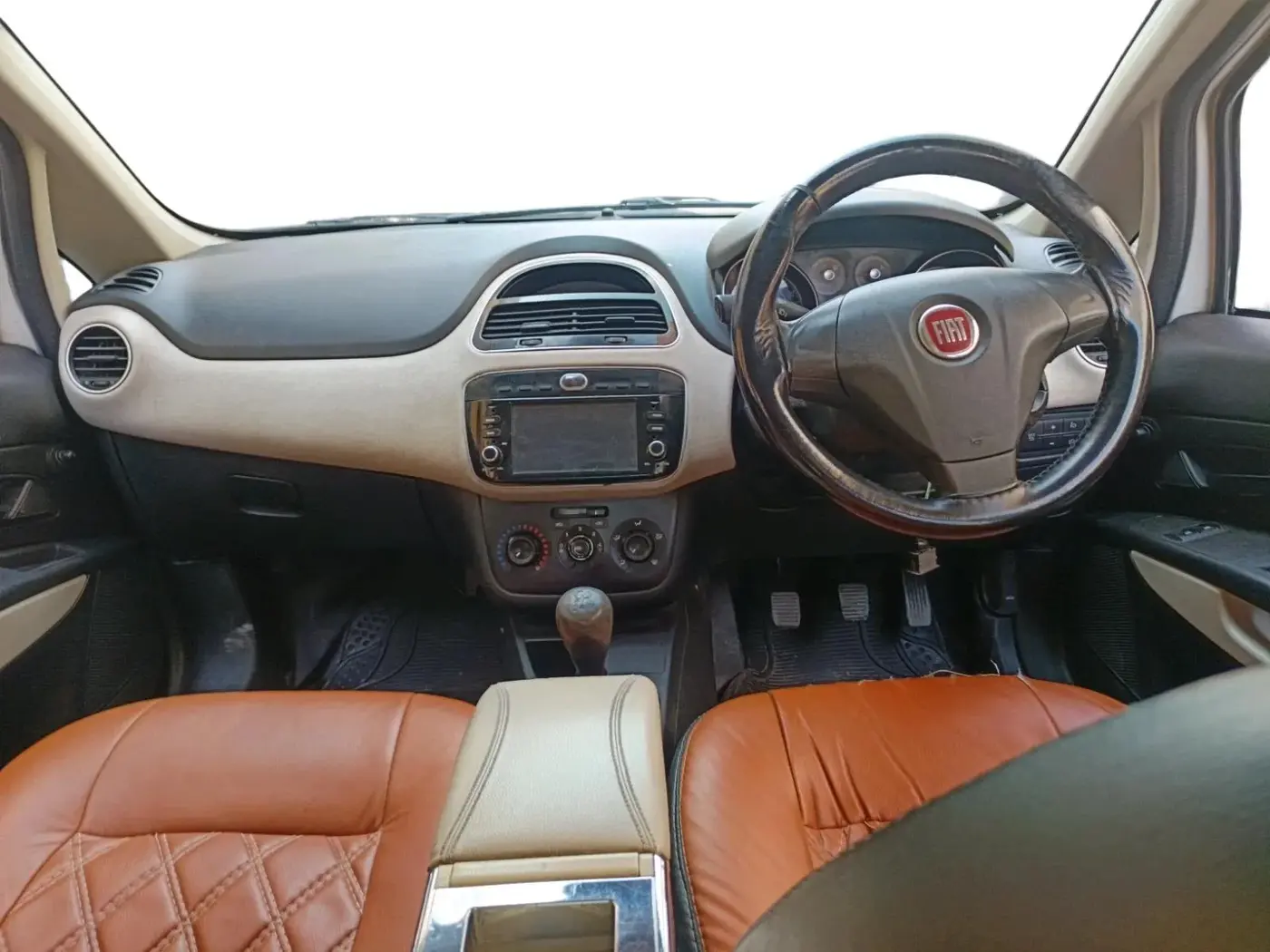 2016 Fiat Punto EVO ACTIVE 1.3 MULTIJET, Diesel, Manual, 57,000 km, interior