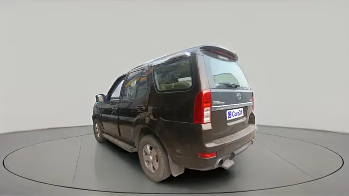 2013 Tata Safari Storme 2.2 VX 4X4, Diesel, Manual, 1,67,432 km, exterior