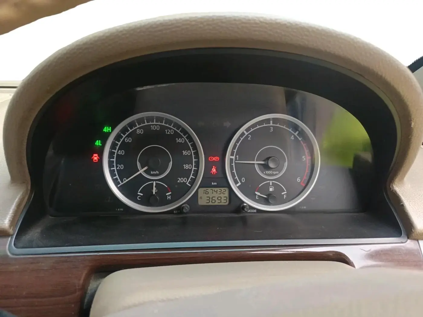 2013 Tata Safari Storme 2.2 VX 4X4, Diesel, Manual, 1,67,432 km, interior
