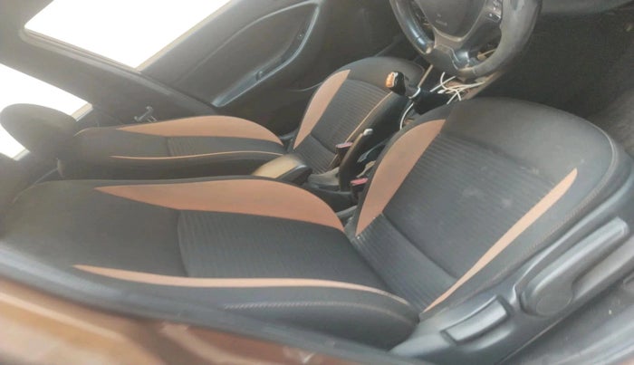 2015 Hyundai i20 Active 1.4 SX, Diesel, Manual, 1,25,356 km, interior