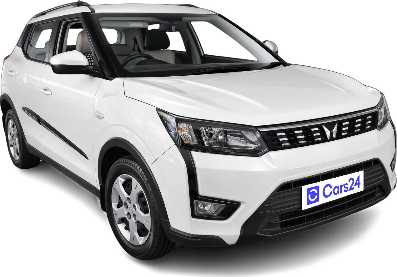 2023 Mahindra XUV300 - SUV - Diesel - Manual - ₹8.30 lakh