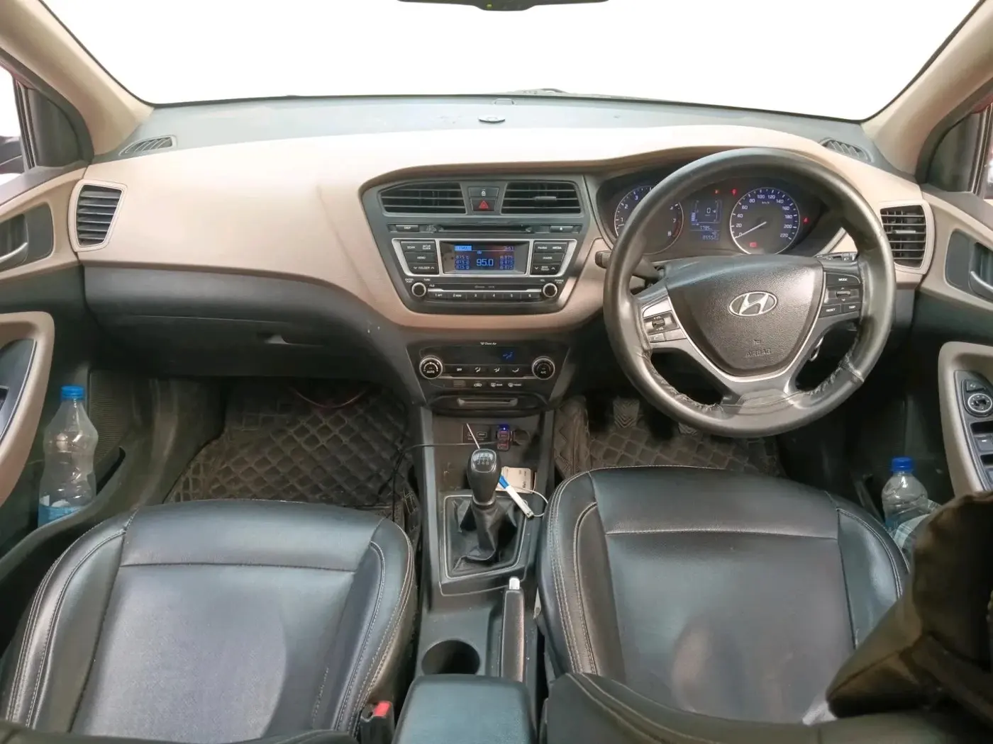 2015 Hyundai Elite i20 SPORTZ 1.2, Petrol, Manual, 85,552 km, interior