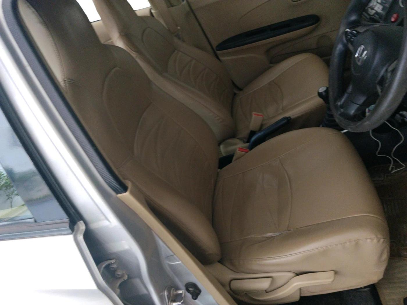 2014 Honda Amaze 1.2L I-VTEC S, Petrol, Manual, 1,10,776 km, interior