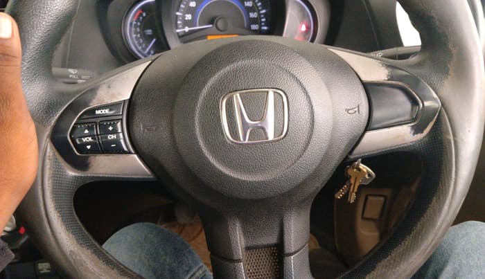 2014 Honda Amaze 1.2L I-VTEC S, Petrol, Manual, 1,10,776 km, interior