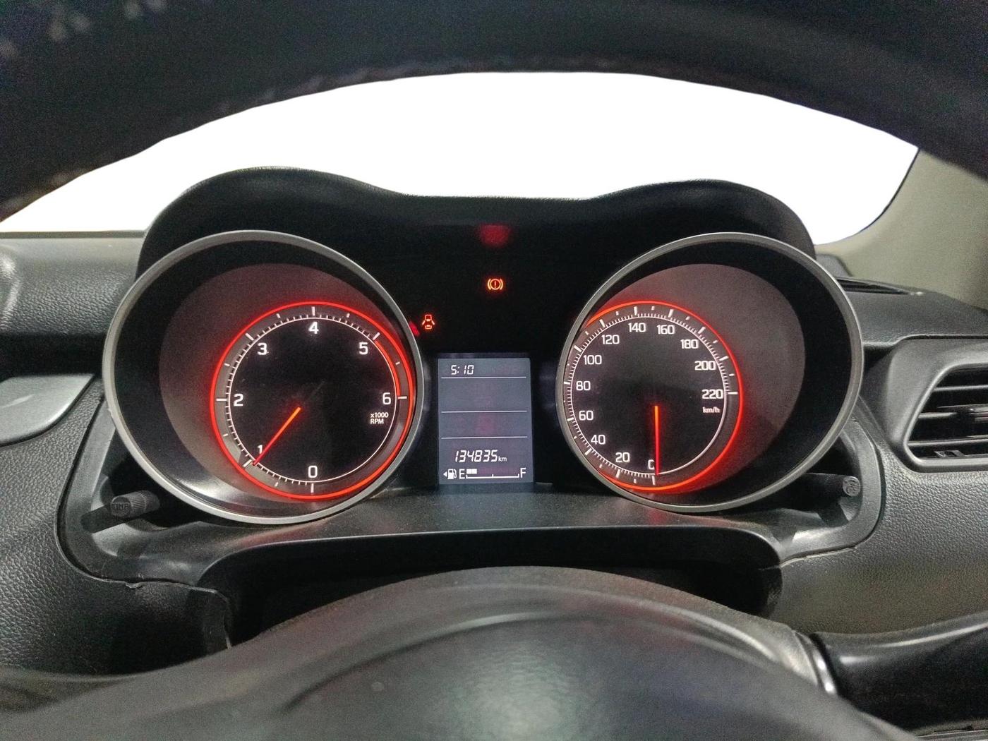 2018 Maruti Swift VDI, Diesel, Manual, 1,34,835 km, interior