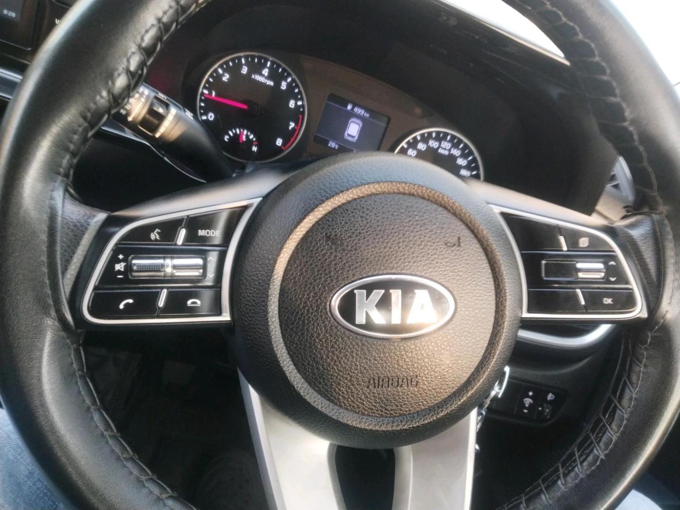 2020 KIA SELTOS HTK 1.5 PETROL, Petrol, Manual, 77,300 km, interior