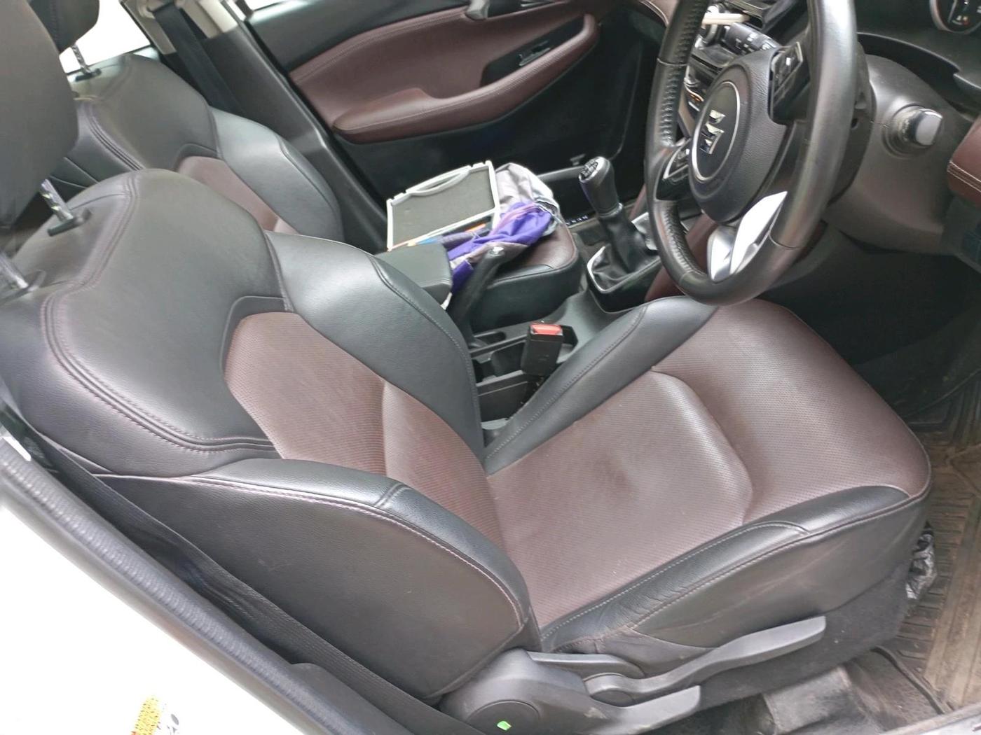 2022 Maruti Grand Vitara ALPHA SMART HYBRID, Petrol, Manual, 23,095 km, interior