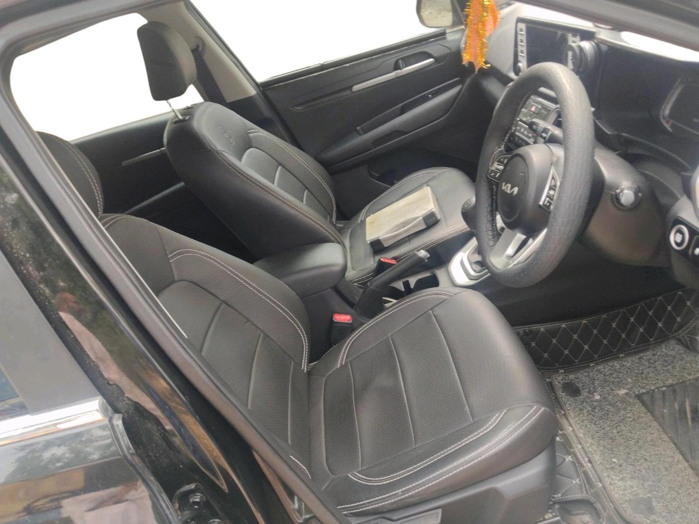 2023 KIA SONET HTK PLUS 1.0 IMT, Petrol, Manual, 19,503 km, interior