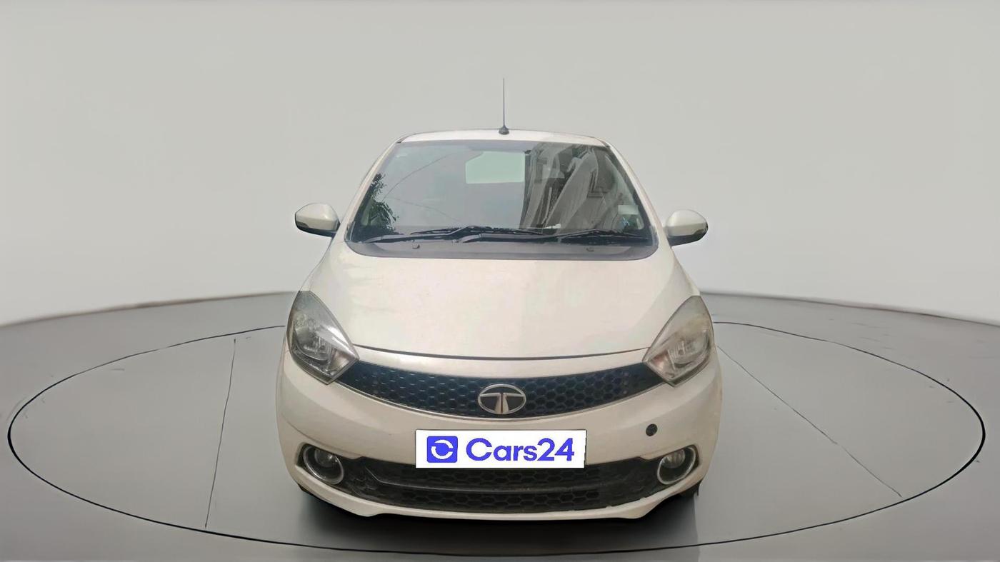 2018 Tata Tiago XZA PETROL, Petrol, Automatic, 1,19,669 km, exterior