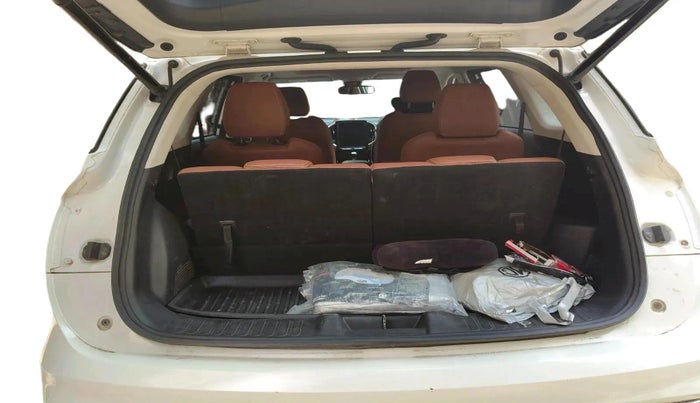 2022 MG HECTOR PLUS SHARP 2.0 DIESEL TURBO MT 6-STR, Diesel, Manual, 81,759 km, exterior