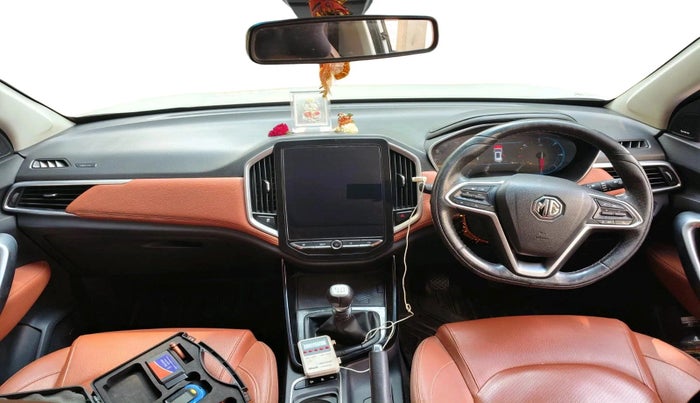 2022 MG HECTOR PLUS SHARP 2.0 DIESEL TURBO MT 6-STR, Diesel, Manual, 81,759 km, interior