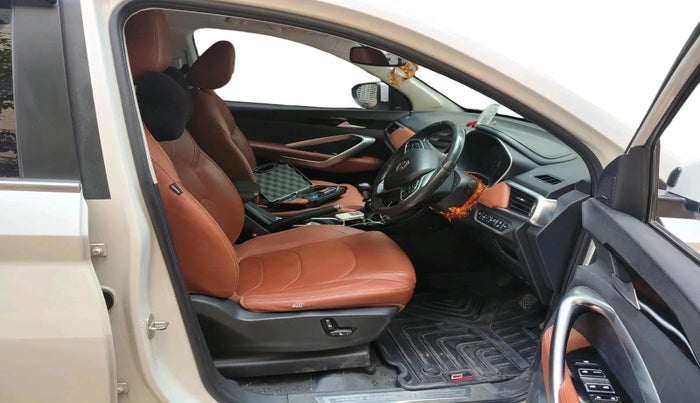 2022 MG HECTOR PLUS SHARP 2.0 DIESEL TURBO MT 6-STR, Diesel, Manual, 81,759 km, interior