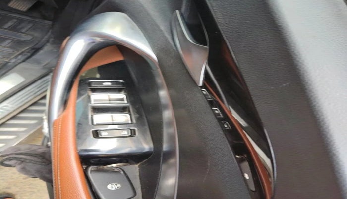 2022 MG HECTOR PLUS SHARP 2.0 DIESEL TURBO MT 6-STR, Diesel, Manual, 81,759 km, interior