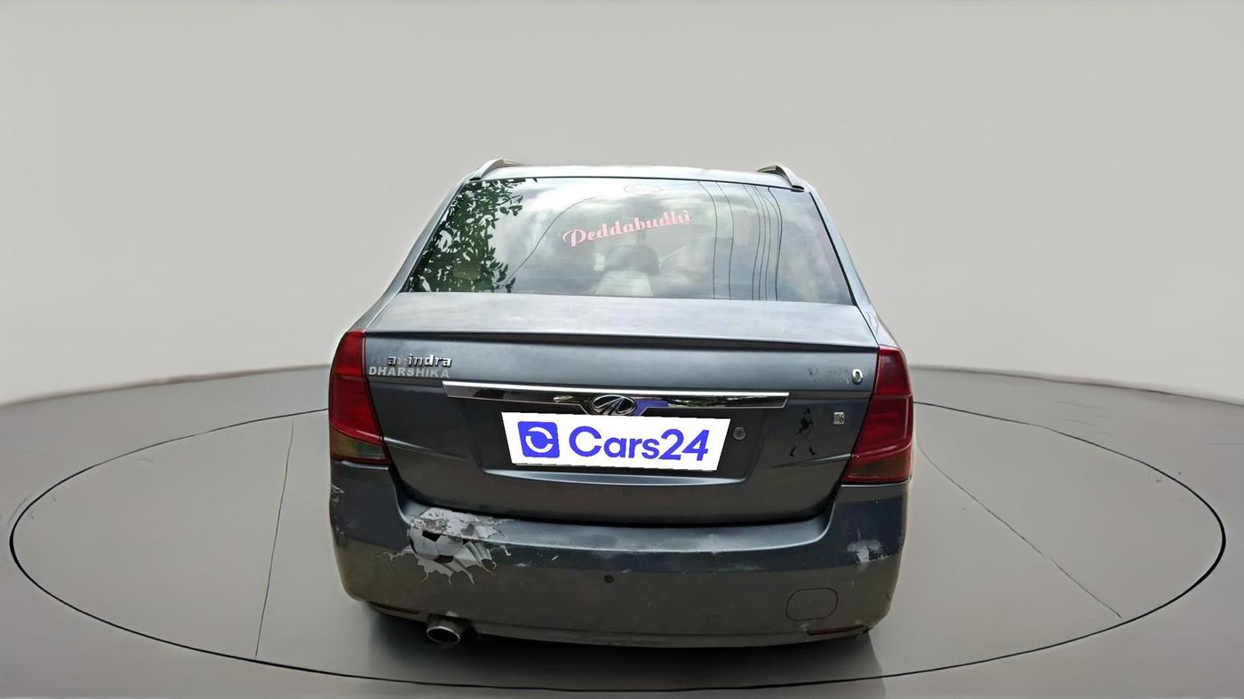 2012 Mahindra Verito 1.5 D6, Diesel, Manual, 2,03,053 km, exterior