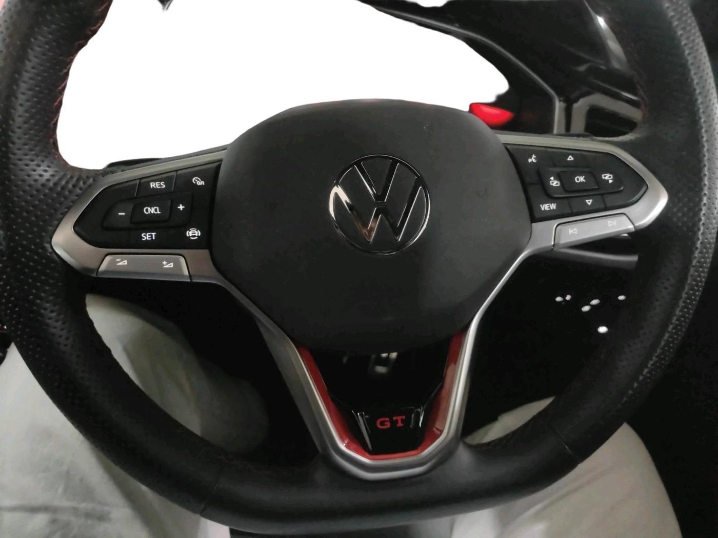 2026 Volkswagen VIRTUS GT PLUS TSI 1.5 EVO DSG, Petrol, Automatic, 5,360 km, interior