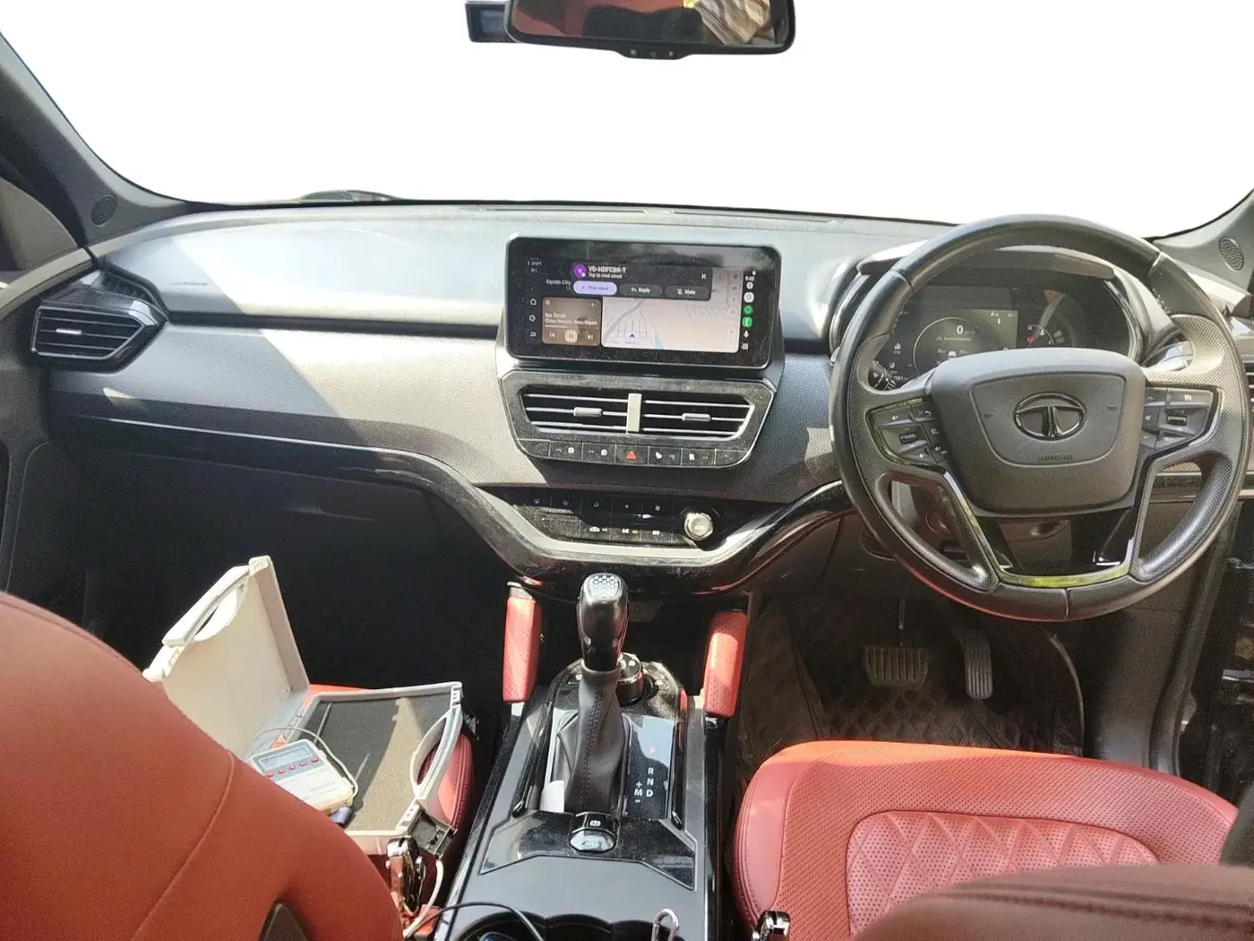 2023 Tata Safari XZA PLUS O RED DARK , Diesel, Automatic, 27,581 km, interior