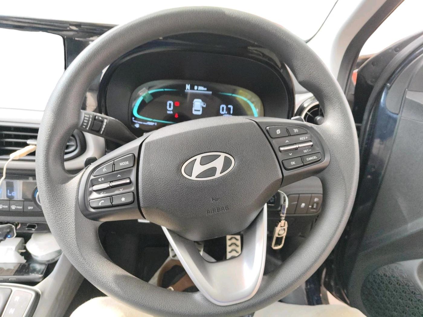 2024 Hyundai EXTER  SX 1.2 AMT, Petrol, Automatic, 12,596 km, interior