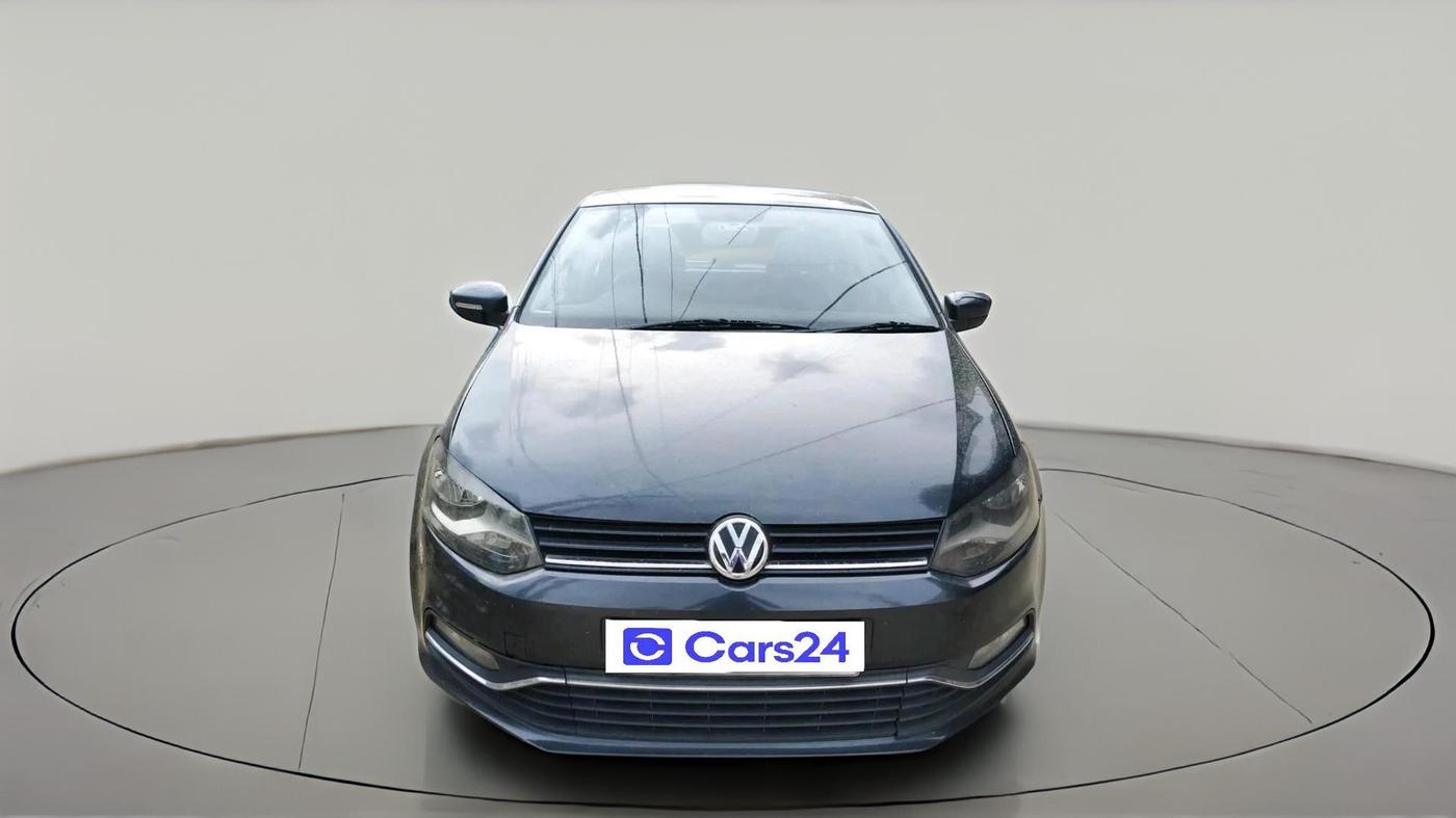 2014 Volkswagen Polo HIGHLINE1.5L, Diesel, Manual, 1,23,908 km, exterior