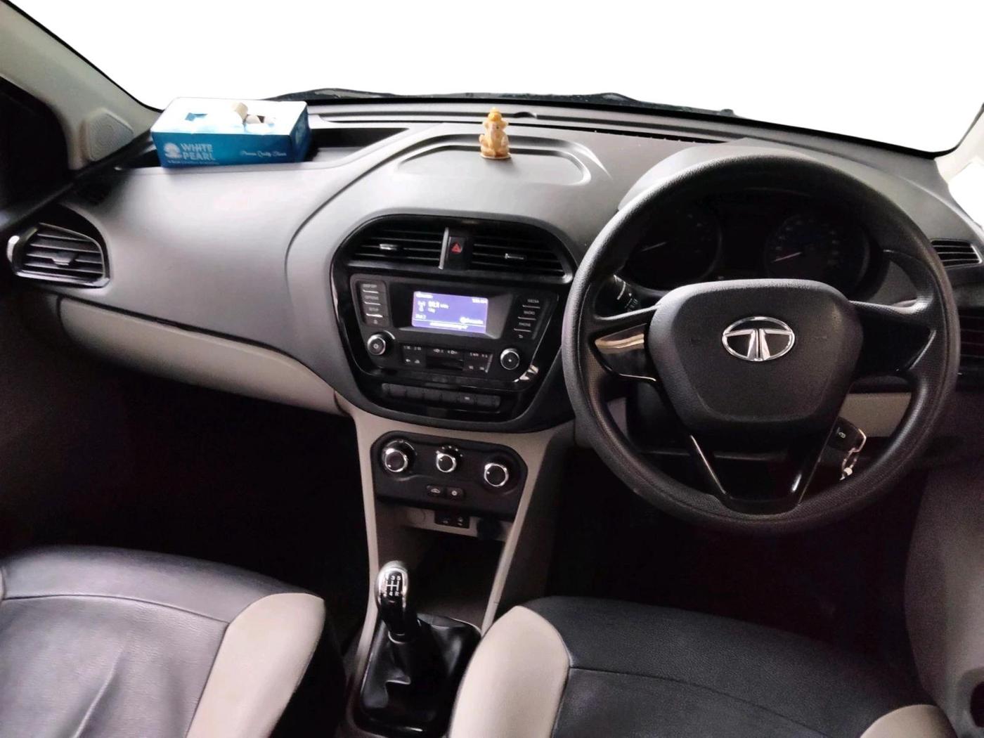 2018 Tata Tiago XT PETROL, Petrol, Manual, 51,208 km, interior