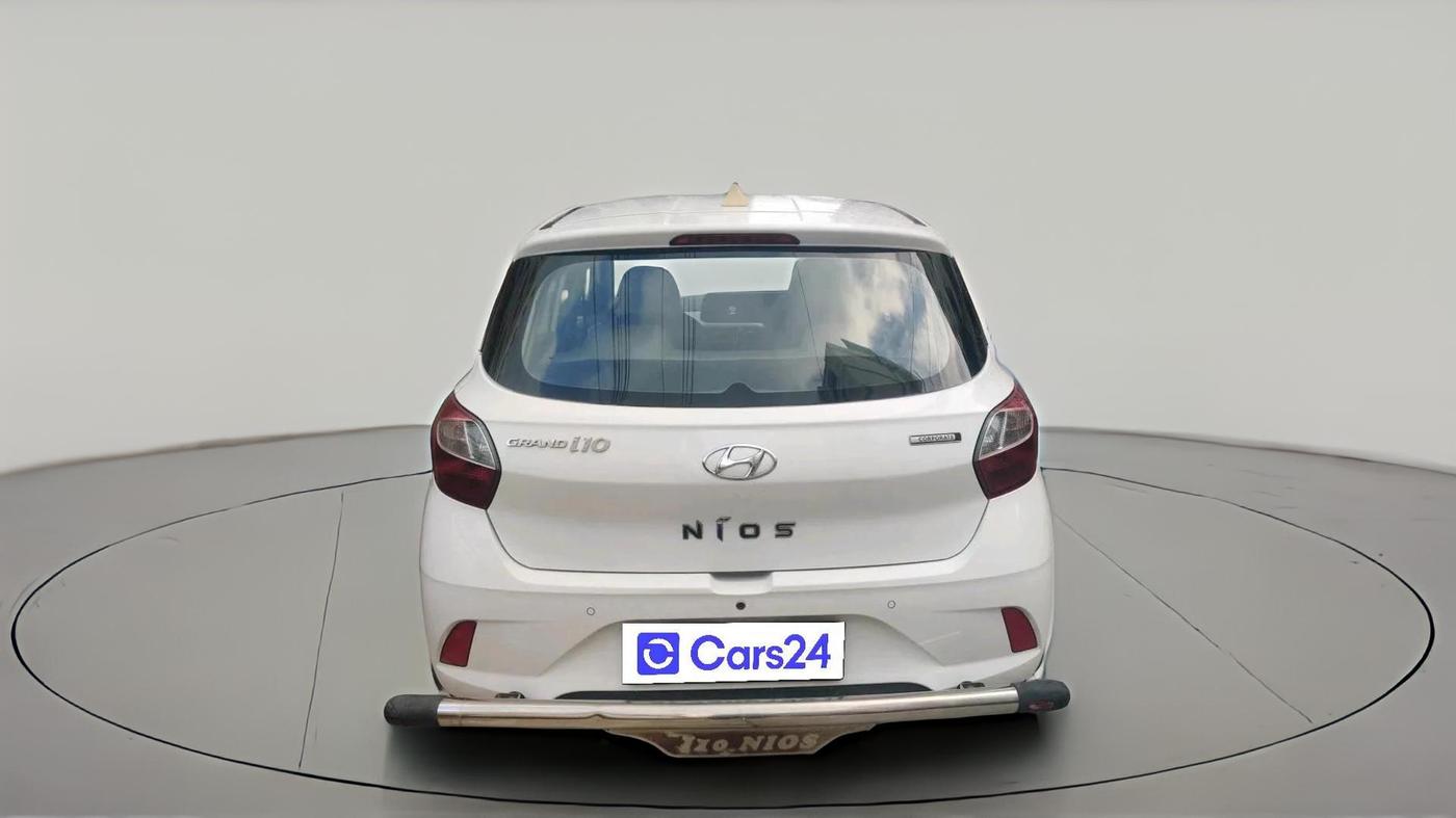 2020 Hyundai GRAND I10 NIOS MAGNA CORPORATE EDITION 1.2 KAPPA VTVT, Petrol, Manual, 39,374 km, exterior
