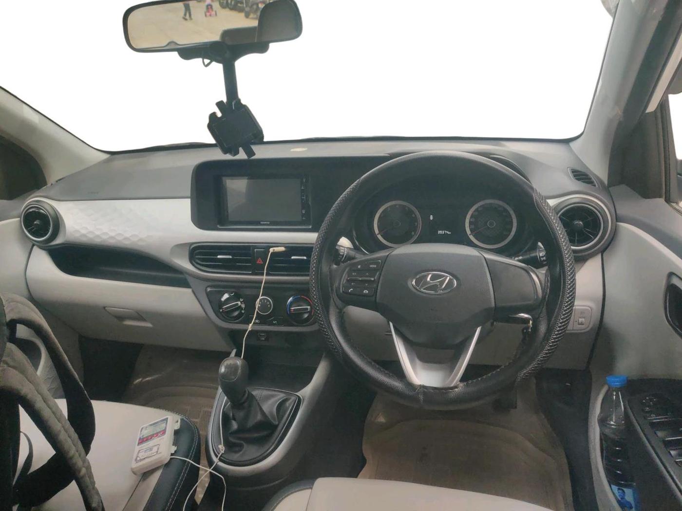 2020 Hyundai GRAND I10 NIOS MAGNA CORPORATE EDITION 1.2 KAPPA VTVT, Petrol, Manual, 39,374 km, interior