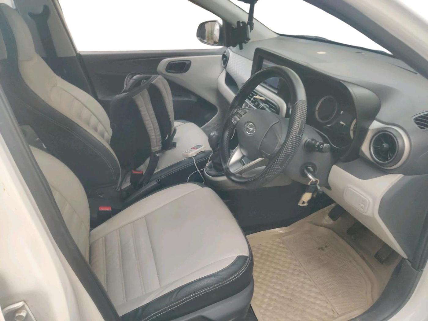 2020 Hyundai GRAND I10 NIOS MAGNA CORPORATE EDITION 1.2 KAPPA VTVT, Petrol, Manual, 39,374 km, interior