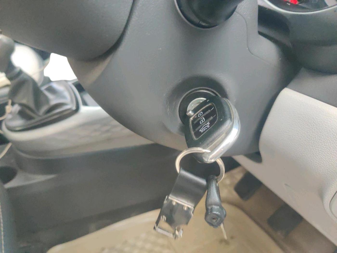 2020 Hyundai GRAND I10 NIOS MAGNA CORPORATE EDITION 1.2 KAPPA VTVT, Petrol, Manual, 39,374 km, interior