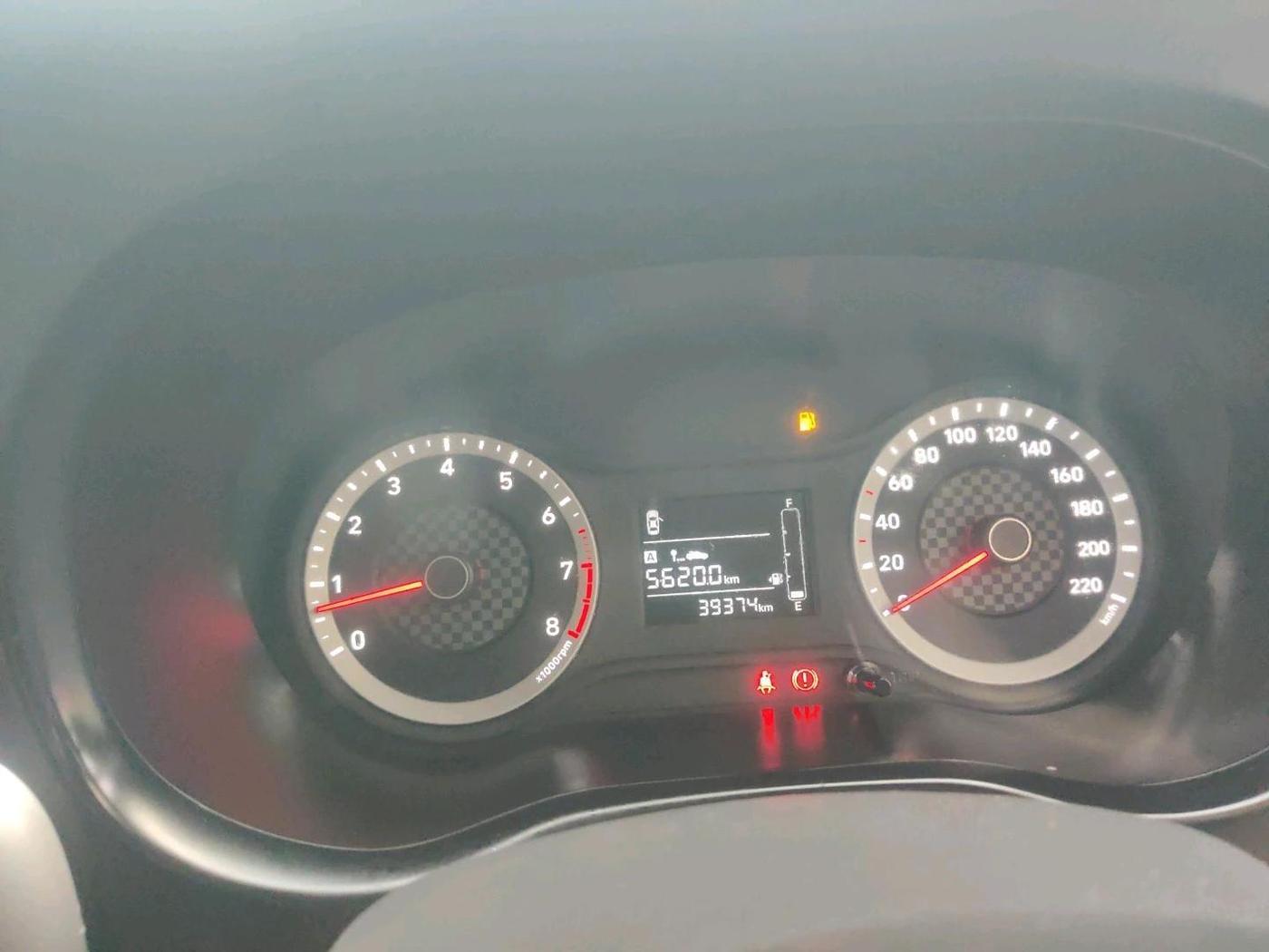 2020 Hyundai GRAND I10 NIOS MAGNA CORPORATE EDITION 1.2 KAPPA VTVT, Petrol, Manual, 39,374 km, interior
