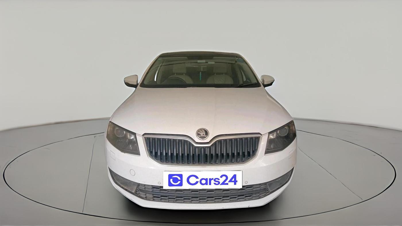 2016 Skoda Octavia 2.0 TDI CR STYLE PLUS AT, Diesel, Automatic, 2,01,534 km, exterior