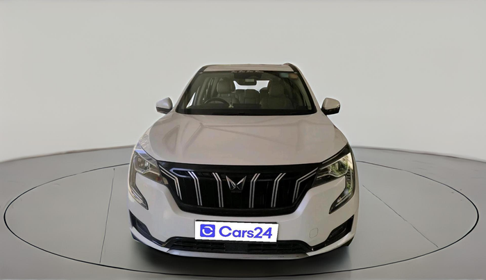 2022 Mahindra XUV700 AX 7 LUXURY P AT 7 STR, Petrol, Automatic, 57,701 km, exterior