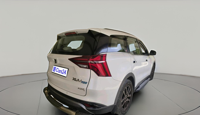 2022 Mahindra XUV700 AX 7 LUXURY P AT 7 STR, Petrol, Automatic, 57,701 km, exterior