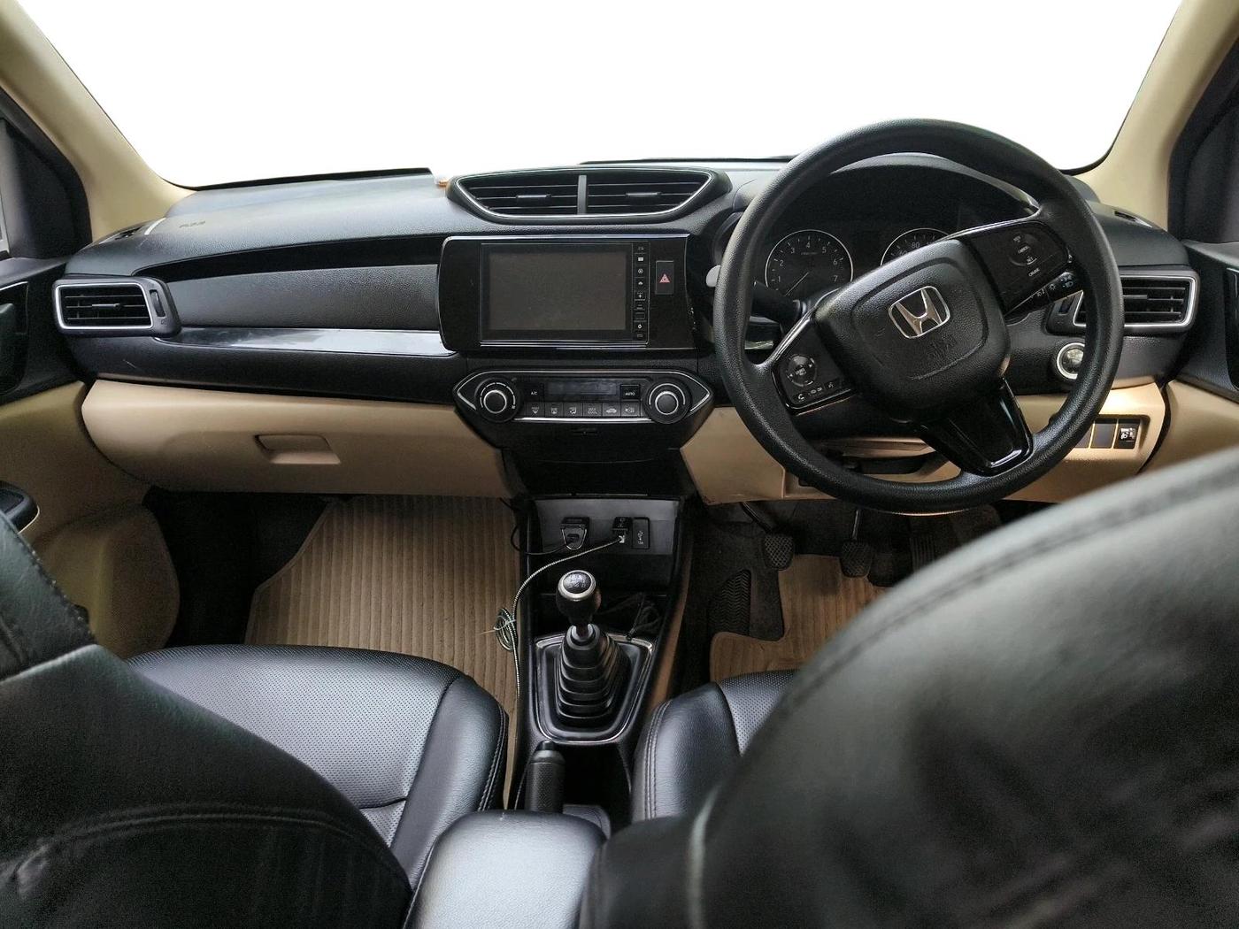 2018 Honda Amaze 1.2L I-VTEC VX, Petrol, Manual, 81,282 km, interior