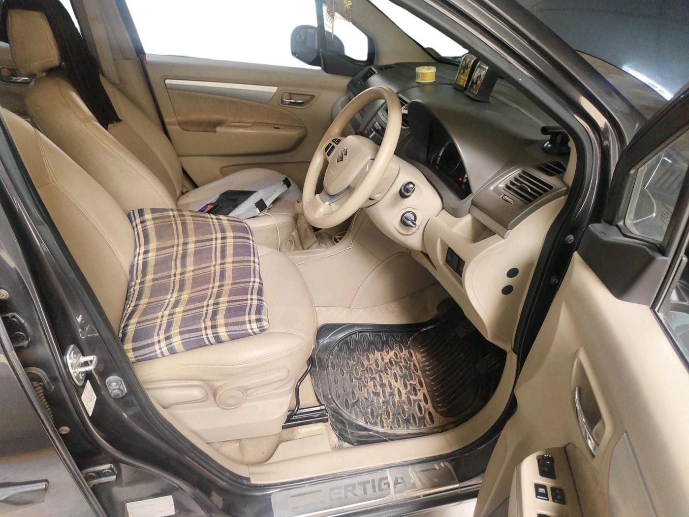 2015 Maruti Ertiga ZDI, Diesel, Manual, 64,158 km, interior