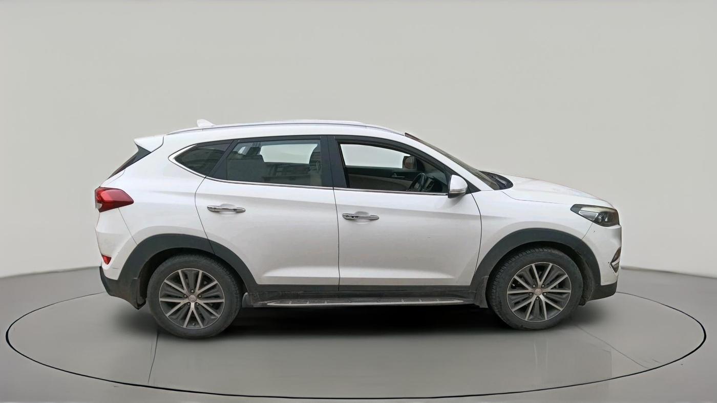 2017 Hyundai Tucson GLS 2WD AT DIESEL, Diesel, Automatic, 1,70,149 km, exterior