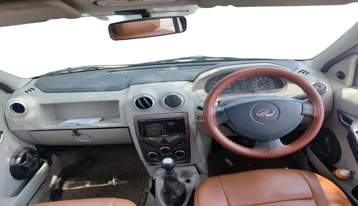 2015 Mahindra Verito 1.5 D4, Diesel, Manual, 1,06,928 km, interior