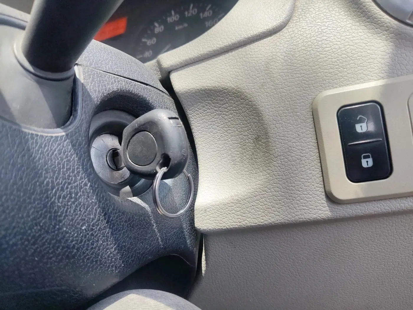 2015 Mahindra Verito 1.5 D4, Diesel, Manual, 1,06,928 km, interior