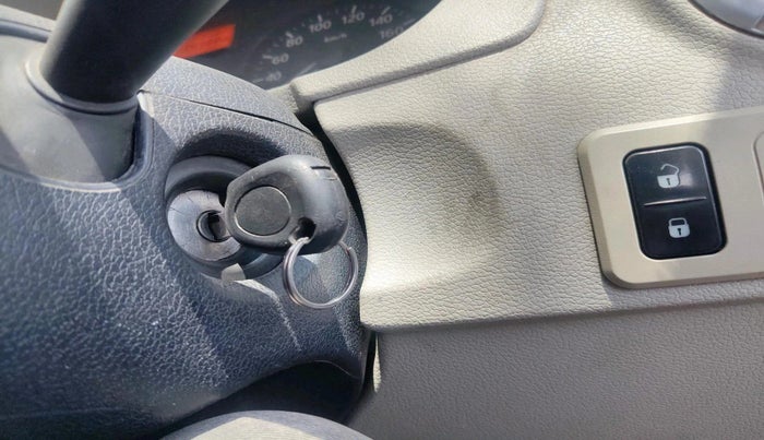 2015 Mahindra Verito 1.5 D4, Diesel, Manual, 1,06,928 km, interior