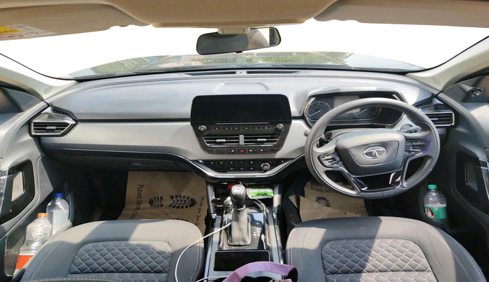 2022 Tata Harrier XTA PLUS 2.0L KRYOTEC DARK EDITION, Diesel, Automatic, 29,667 km, interior