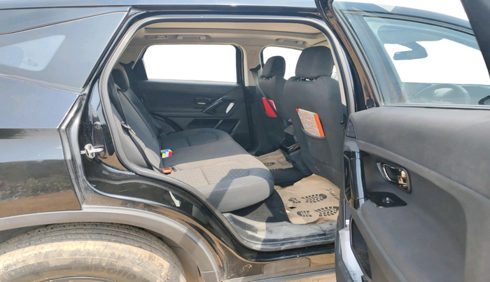 2022 Tata Harrier XTA PLUS 2.0L KRYOTEC DARK EDITION, Diesel, Automatic, 29,667 km, interior