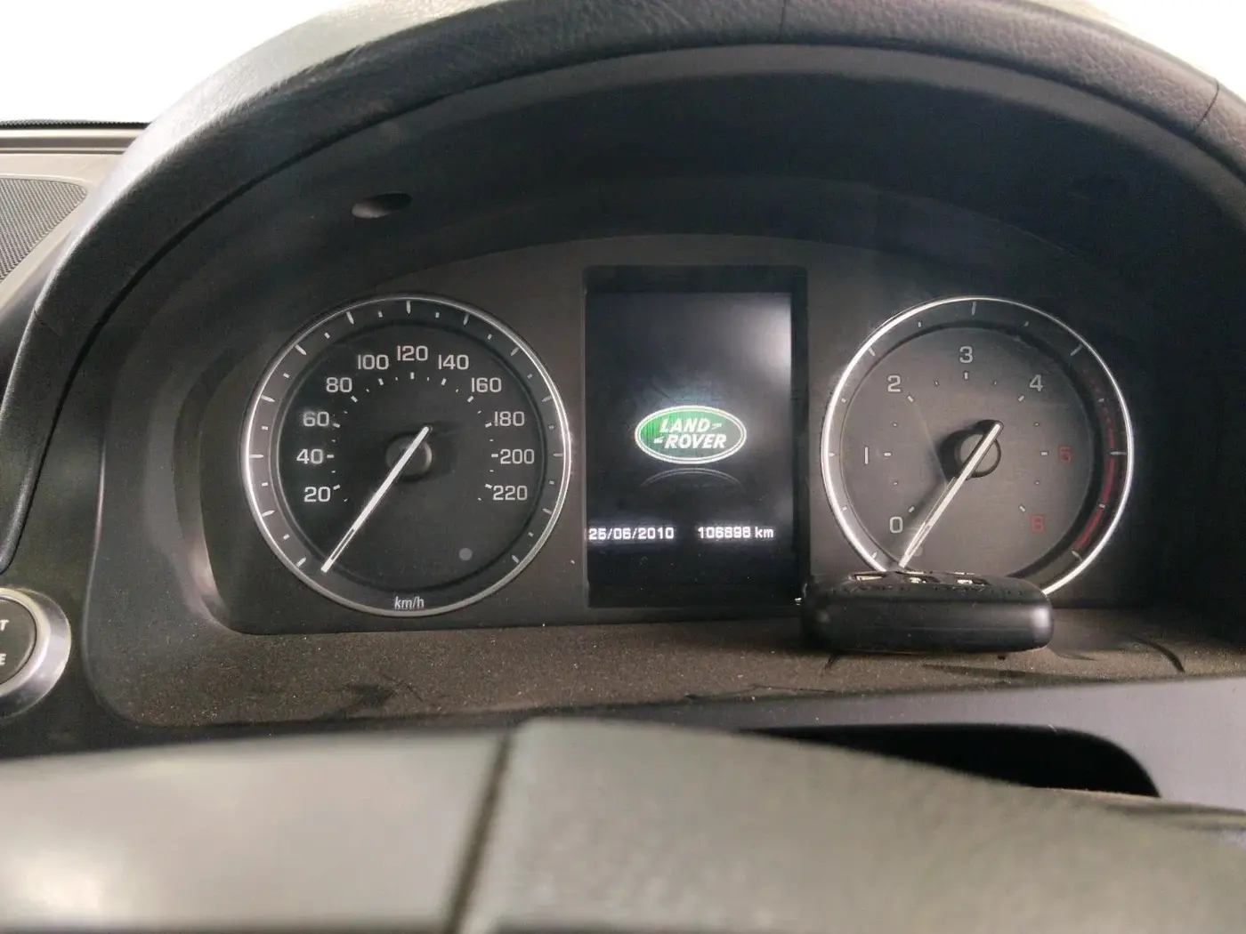 2013 Landrover Freelander 2 TD4 SE, Diesel, Automatic, 1,06,898 km, interior