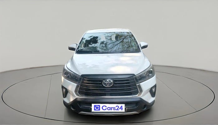 2022 Toyota Innova Crysta 2.4 VX 8 STR, Diesel, Manual, 50,310 km, exterior