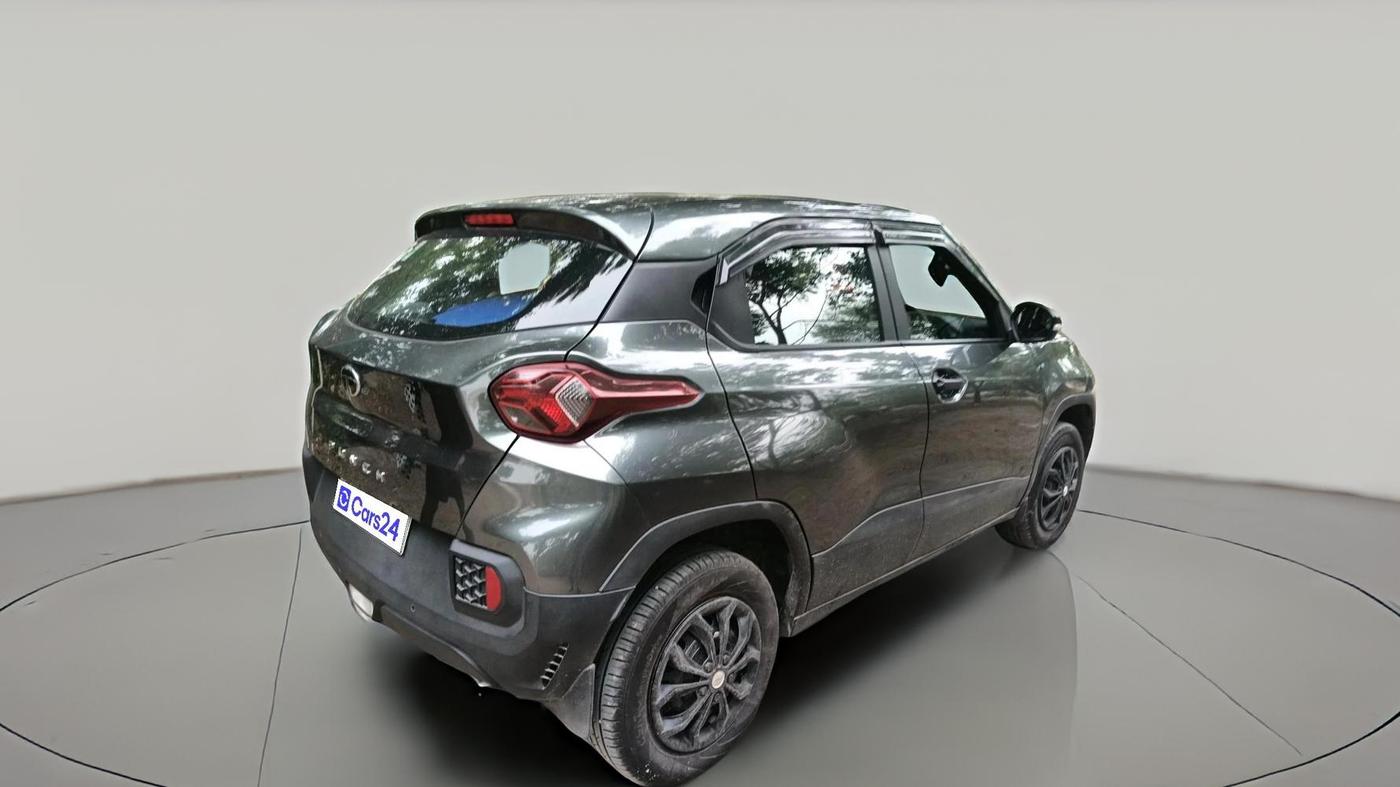 2024 Tata PUNCH PURE MT, Petrol, Manual, 8,439 km, exterior
