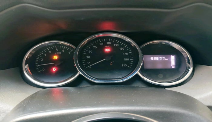 2018 Nissan Terrano XE (D), Diesel, Manual, 93,577 km, interior