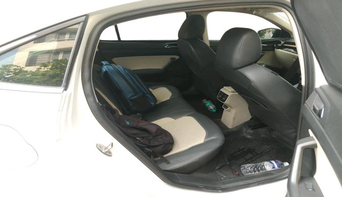 2022 Skoda SLAVIA STYLE 1.0L TSI MT, Petrol, Manual, 1,50,298 km, interior